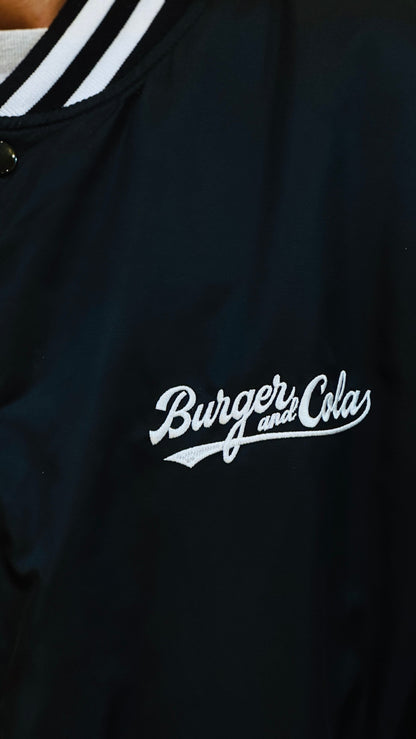 BURGER&COLA B&C STADIUM JKT（スタジャン）胸ロゴのアップ